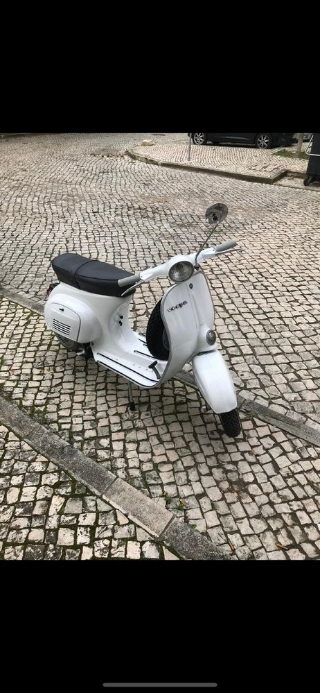 Vende-se Vespa 50 s