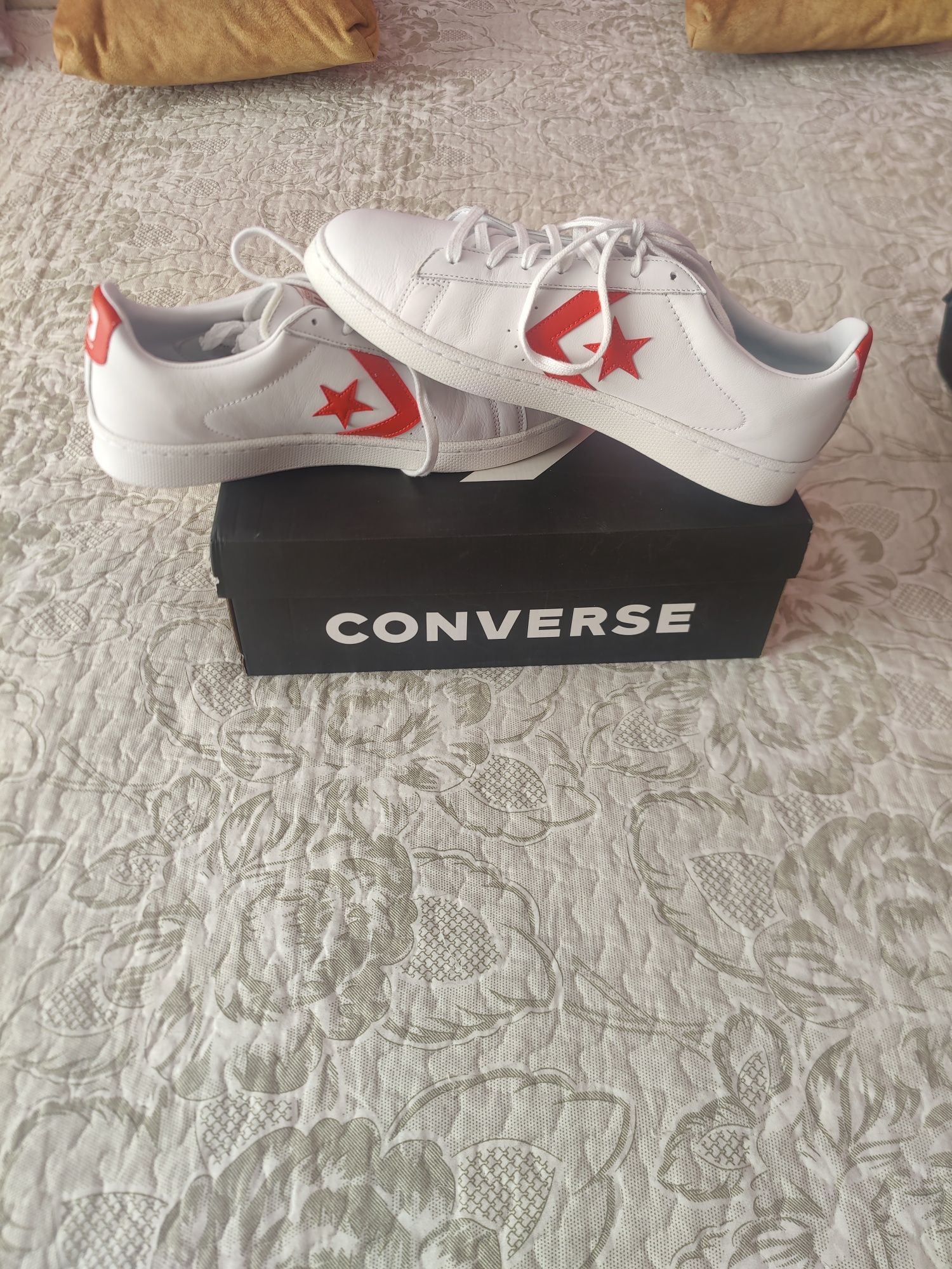 Converse кожаные кроссовки кеды оригинал покупались в Европе