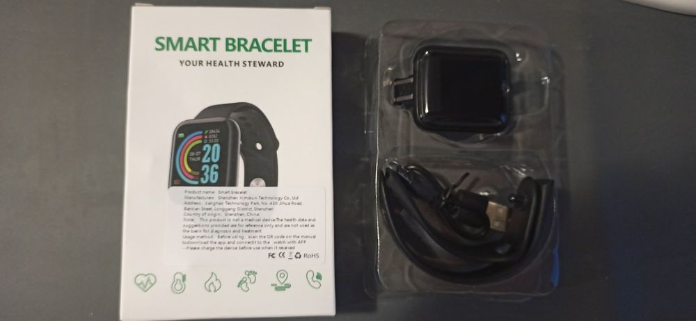 Smart watch w kolorze czarnym