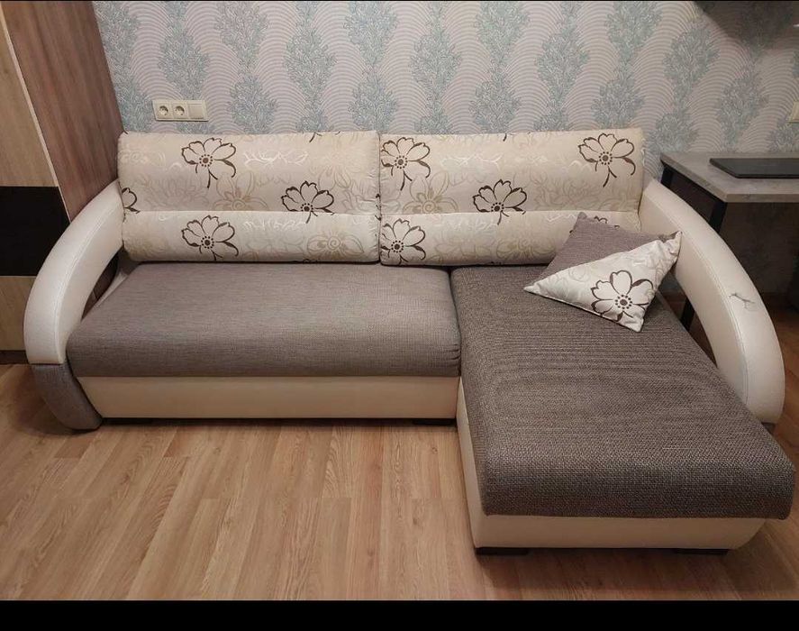 Продам диван б/у