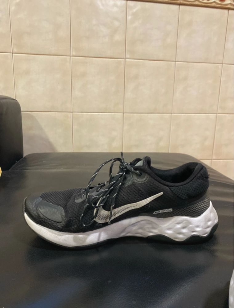 Sapatilhas Nike Renew