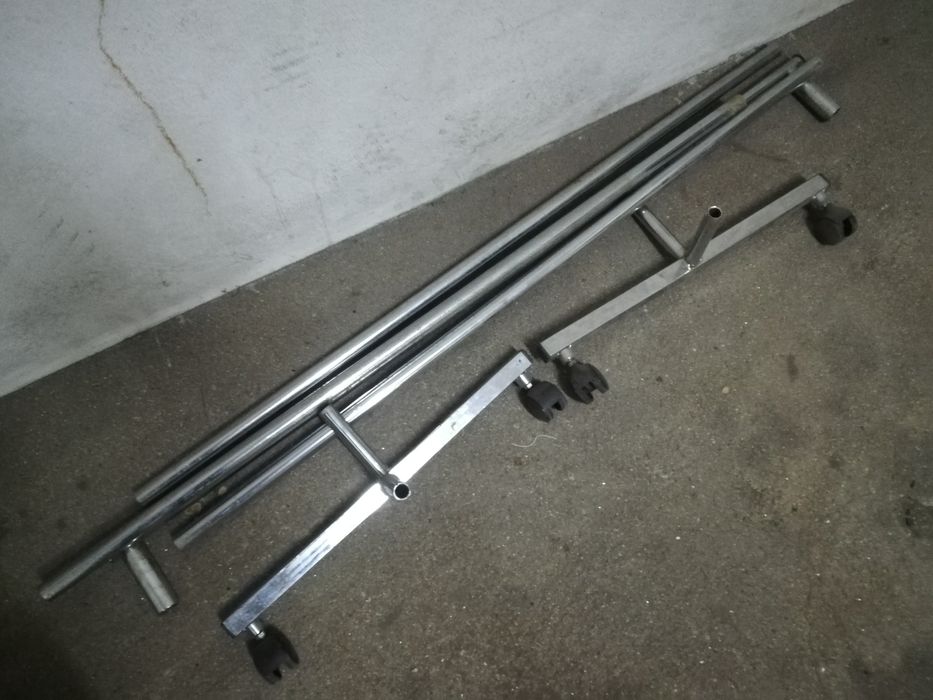 Suporte para cabides