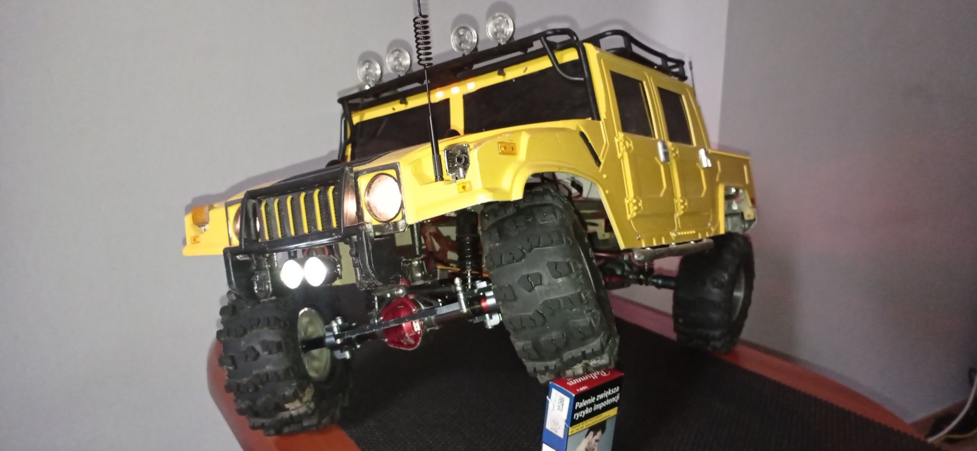 RC trial Hummer 1:6