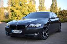 BMW F10 528i 2010 (3 литра)