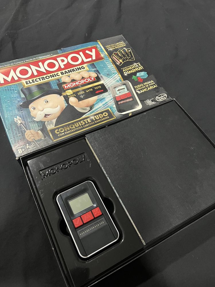 MONOPOLY ultimate banking