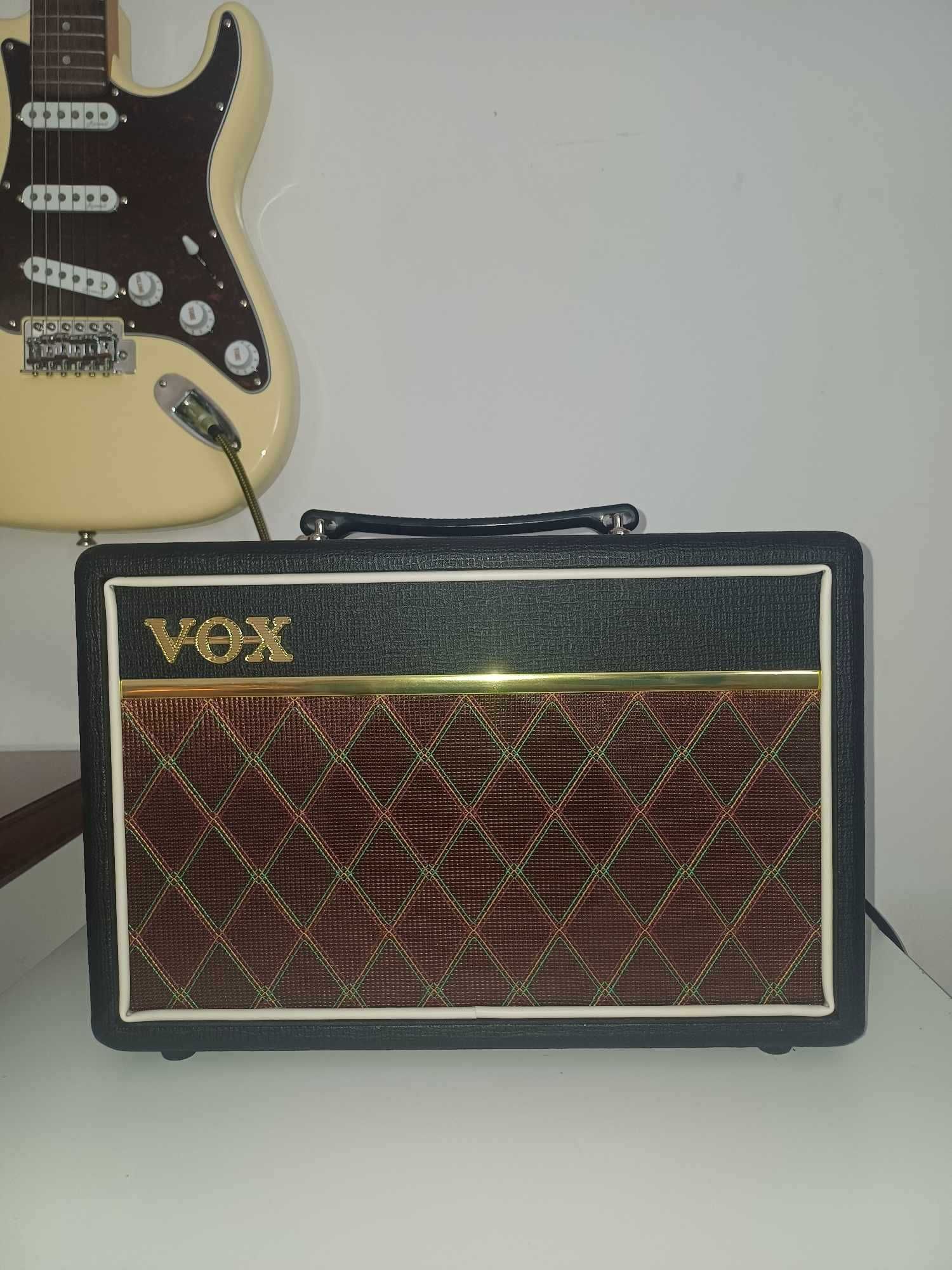 Gitara Elektryczna Harley Benton ST-62 Vintage Series + Wzmacniacz VOX