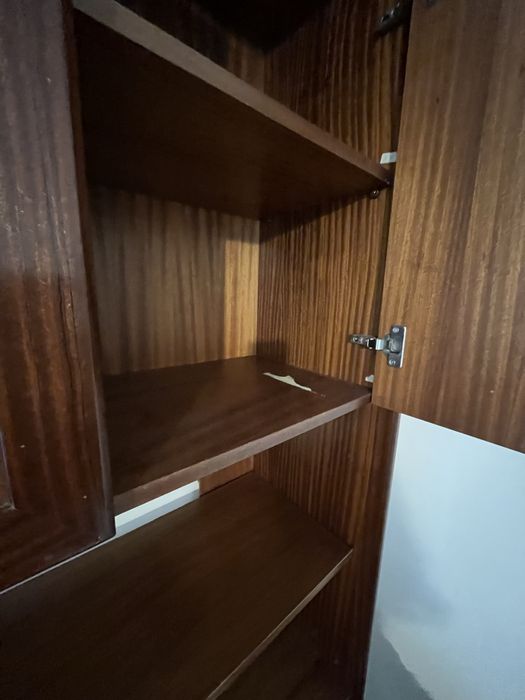 Cristaleira 3 armarios + 1 canto