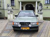 Mercedes-Benz W201 (190) Mercedes 190 2.0 Diesel & Żółte tablice
