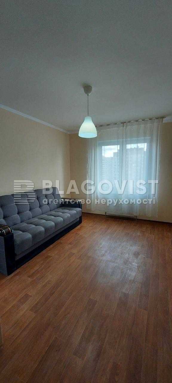 продаж квартири вул. Русової 7а, 2кімн. 67кв.м. 85000$