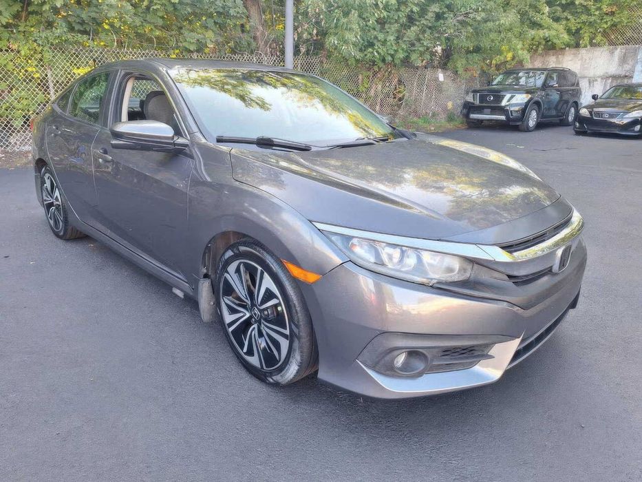 Honda Civic Touring      2016