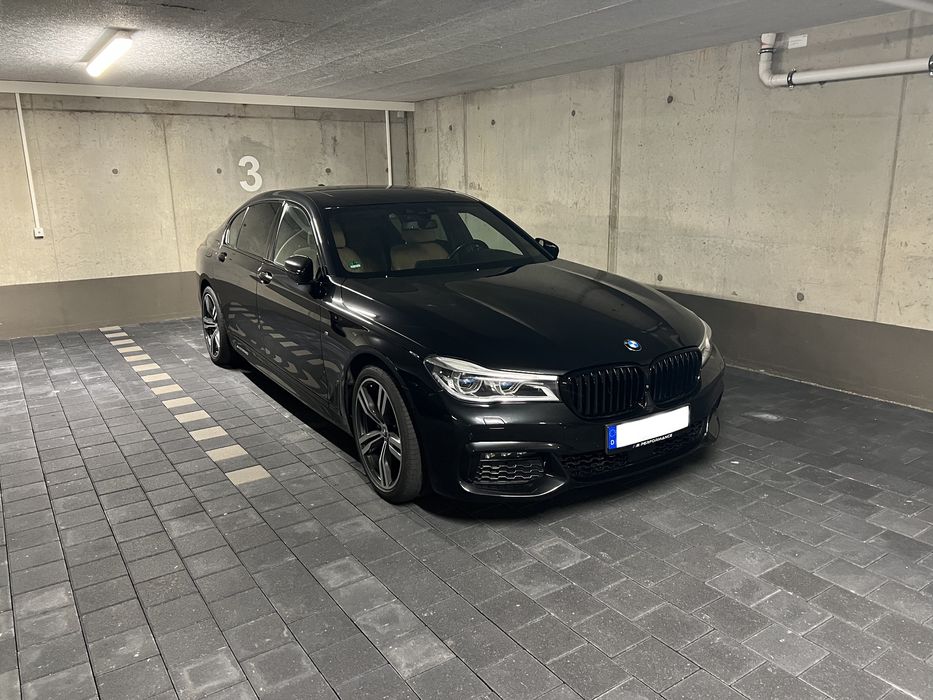 BMW 7 740d  Long (G12) 2017r 320KM (Uszkodzony  Silnik) (Bawaria)