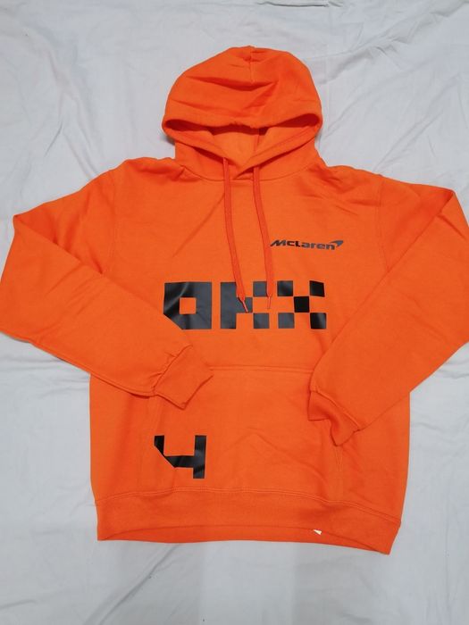 Camisolas com estampagens diversas