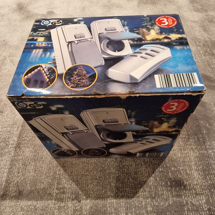 Conjunto de 2 tomadas por controlo remoto