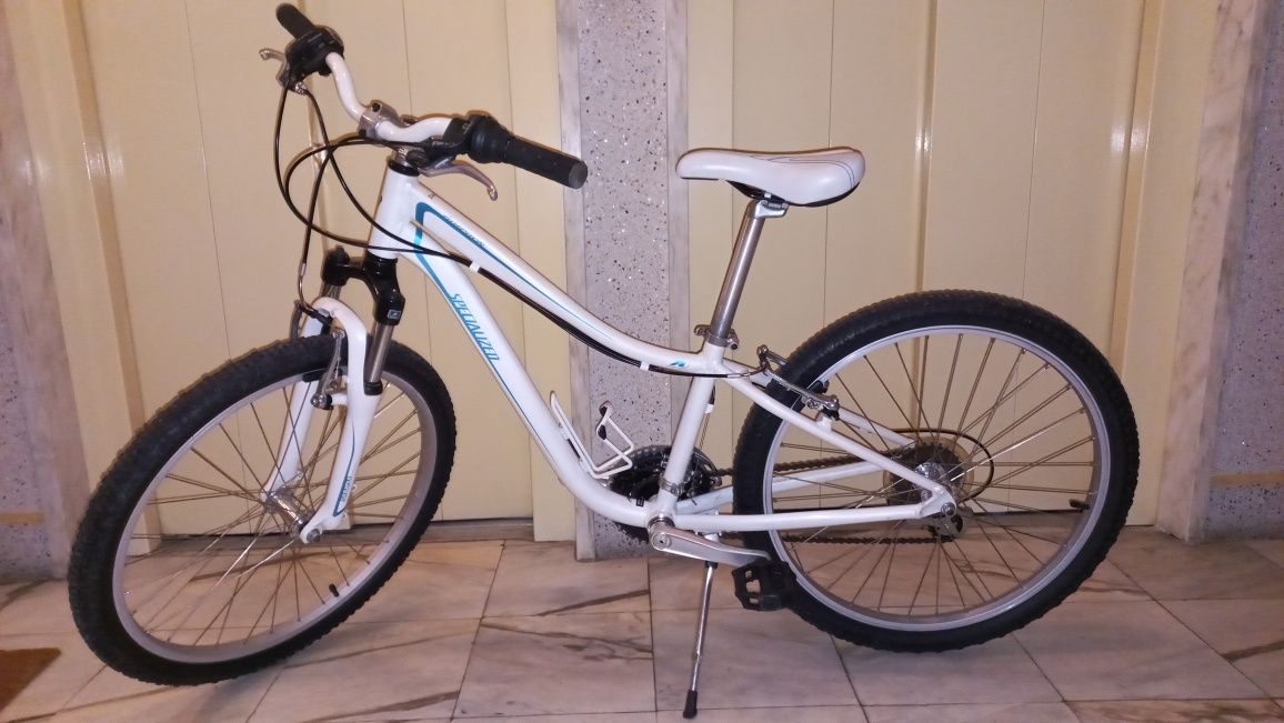Bicicleta Specialized Hotrock roda 24