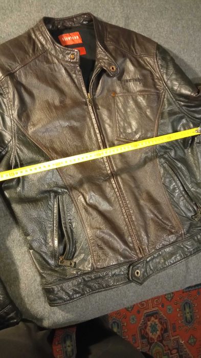 Куртка чоловіча шкіряна, розмір L