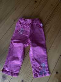 Dziewczece rozowe spodnie r. 104 cm