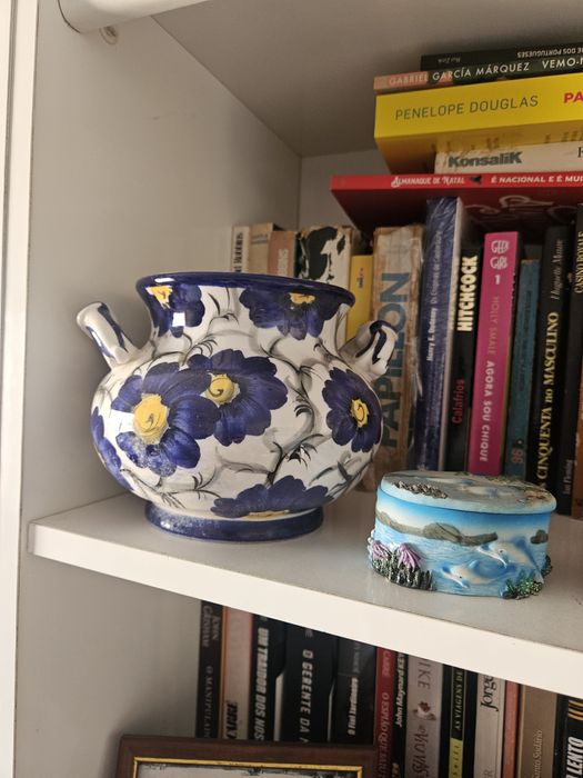 Aquecedor pequeno e outros artigos