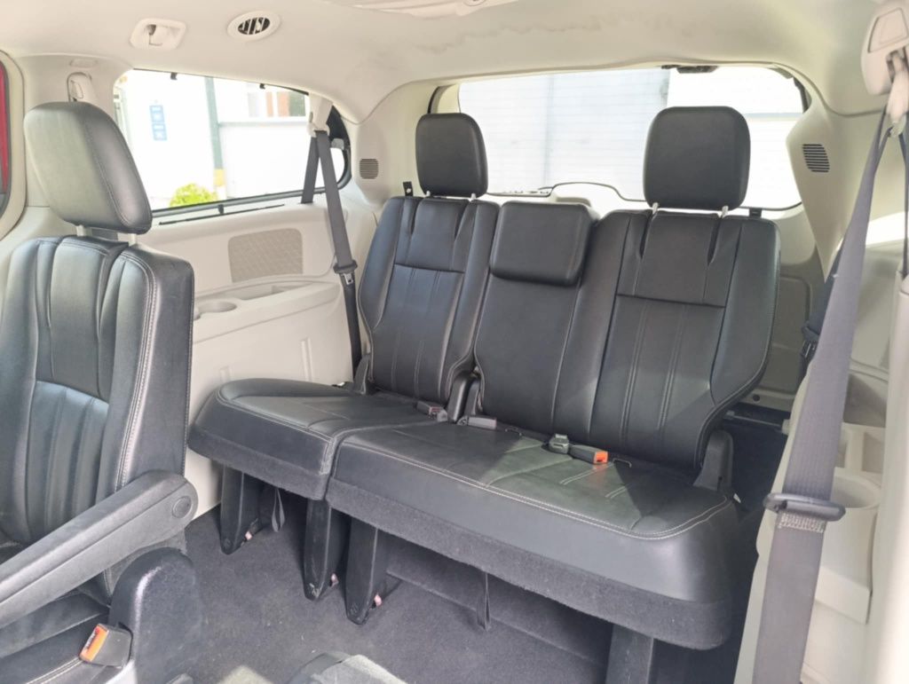 Chrysler town country 3.6 bogata wersja