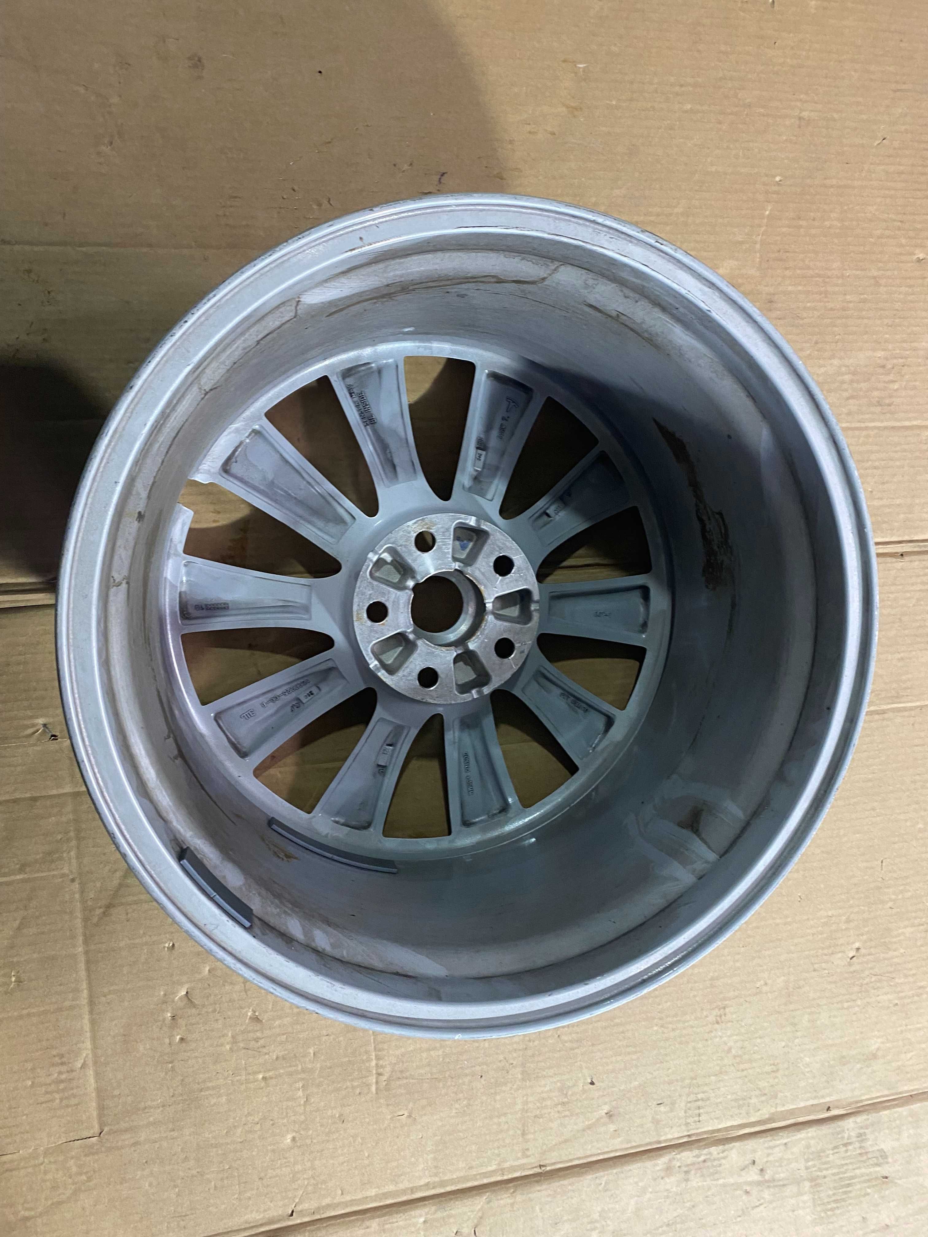 Tesla mx Диск колесный задний 20X10.0 J35 Tesla X 1027225-00-B диск