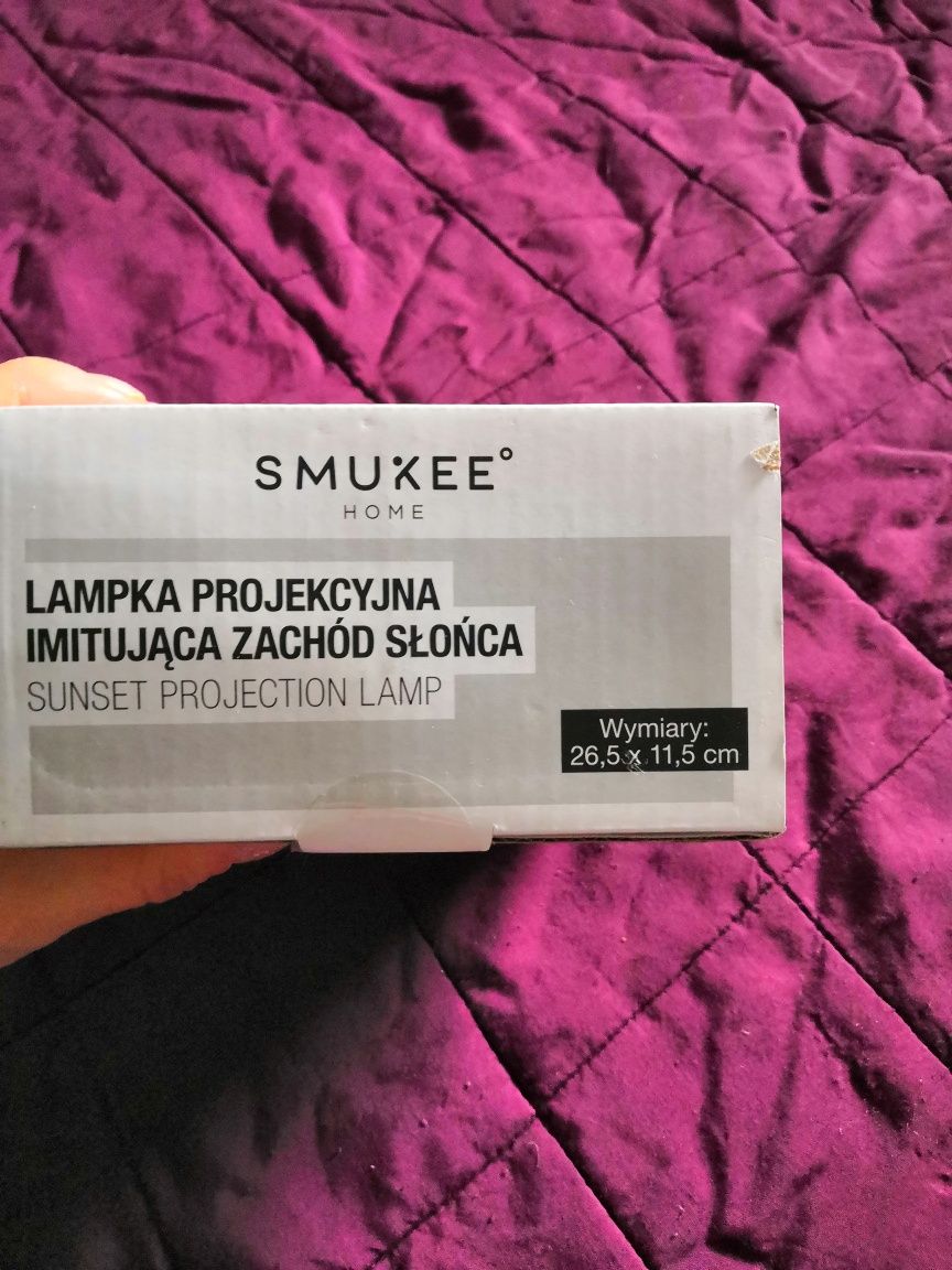 Lampka imitująca zachód słońca,