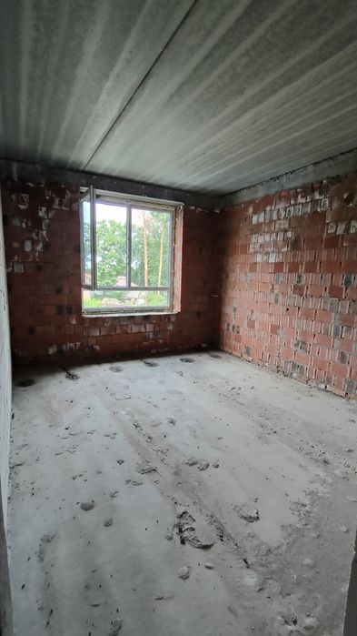 Простора Євро 2кк, Є з ДВОРОМ єОселя-ТАК, оформлення 2%, не 12%