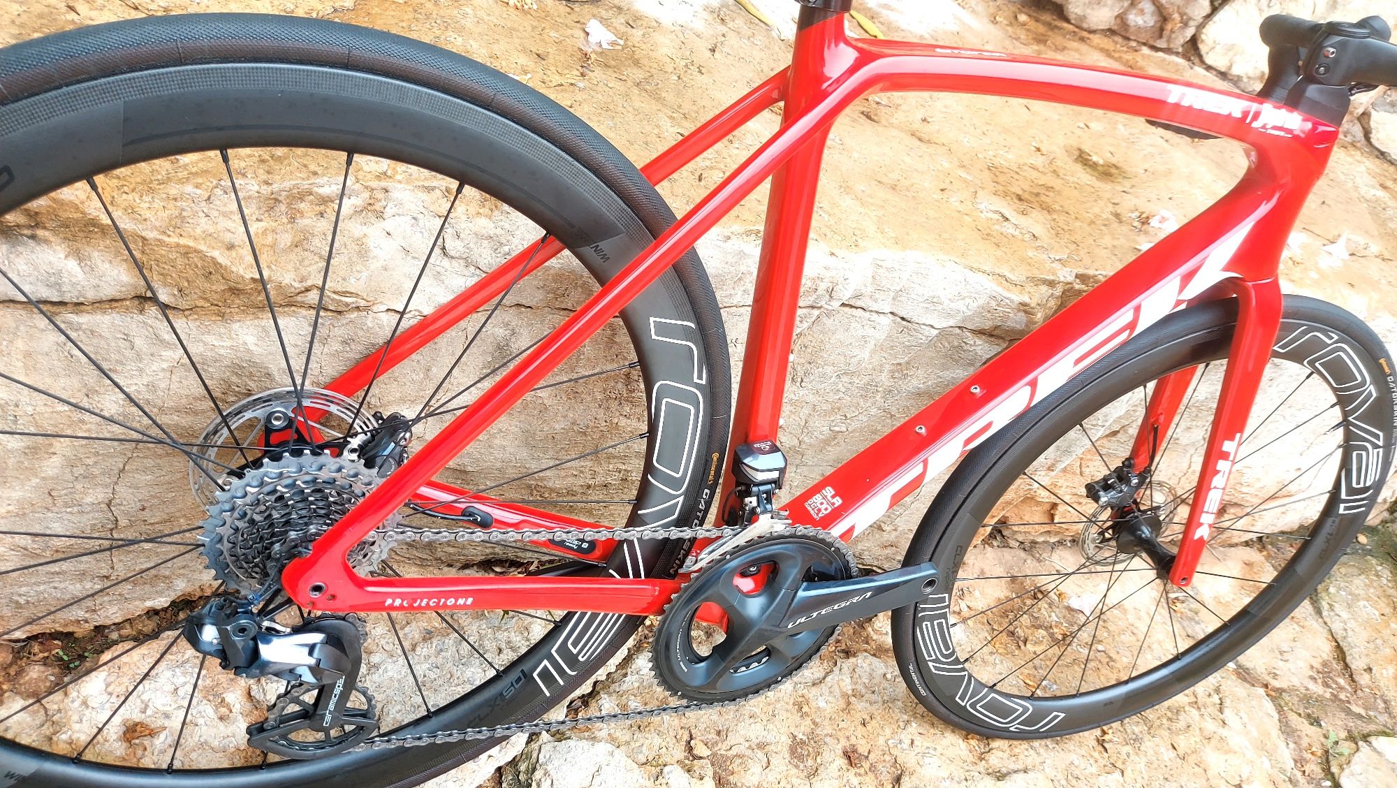 TREK Emonda SLR T56 Edição especial Segafredo