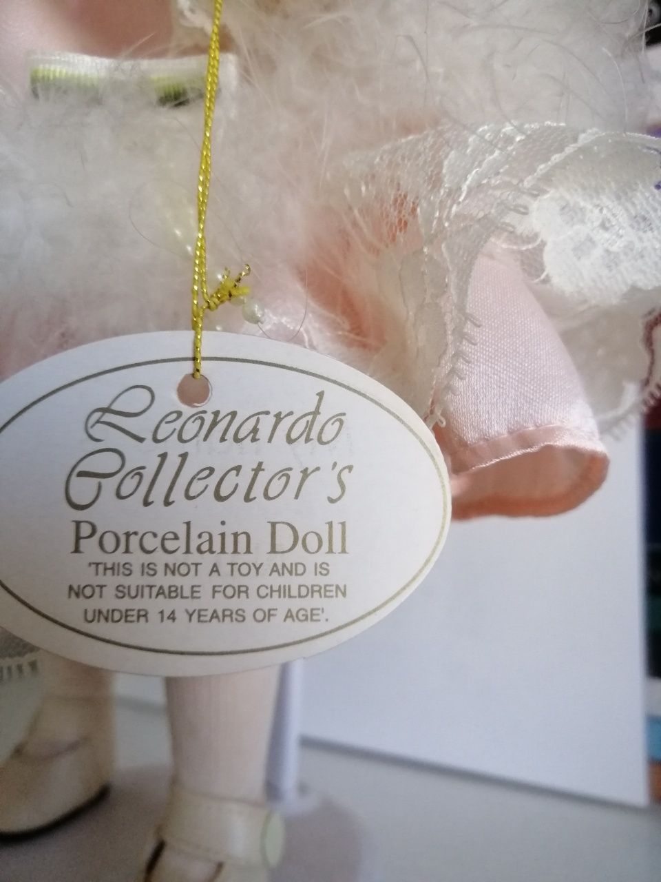 Boneca de porcelana Leonardo Collector's