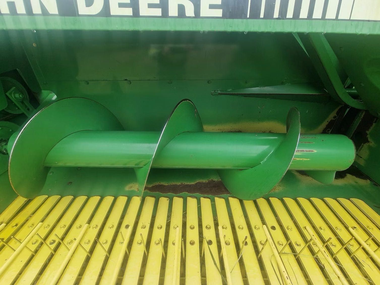 Прес-подборщик, прес-підбирач John Deere 349