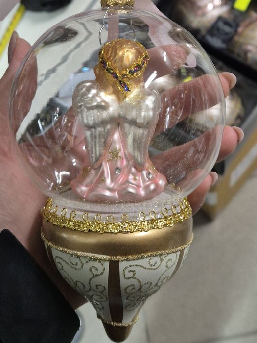 Szklana bombka Aniołek w szklanej kuli