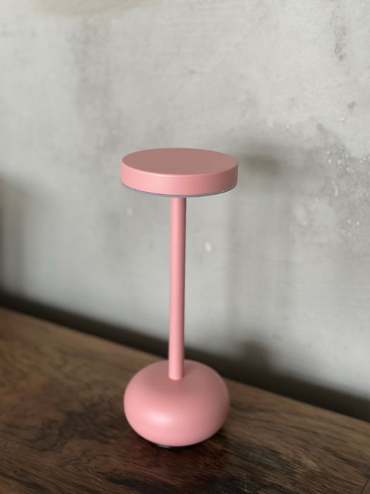 Retro lampa metalowa lampka nocna różowa Modern Design Space Age UFO