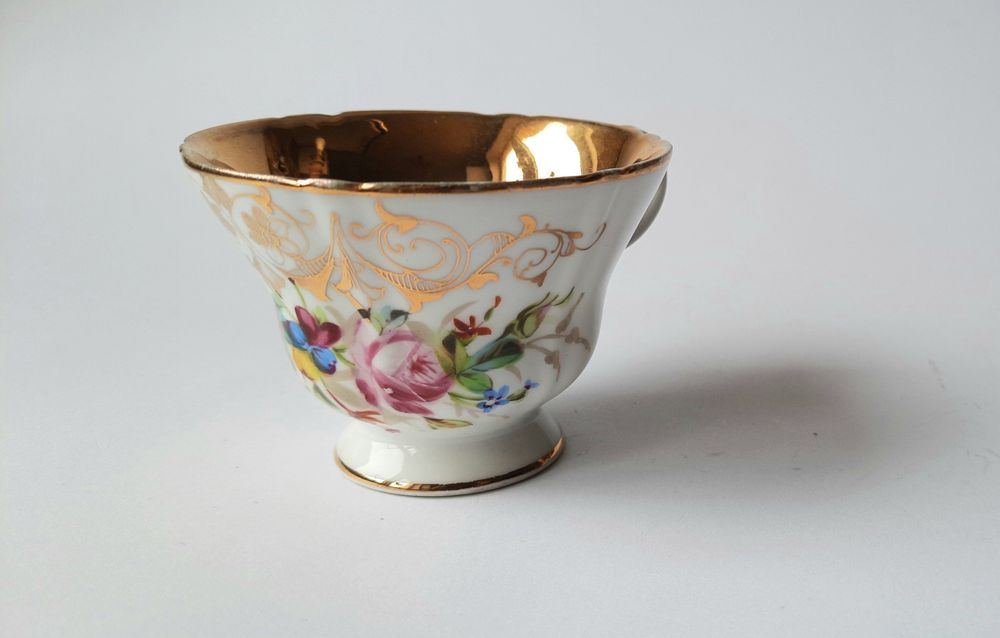 Samotna porcelanowa filiżanka  - C.T. - Stary Śląsk- XIX w. - antyk