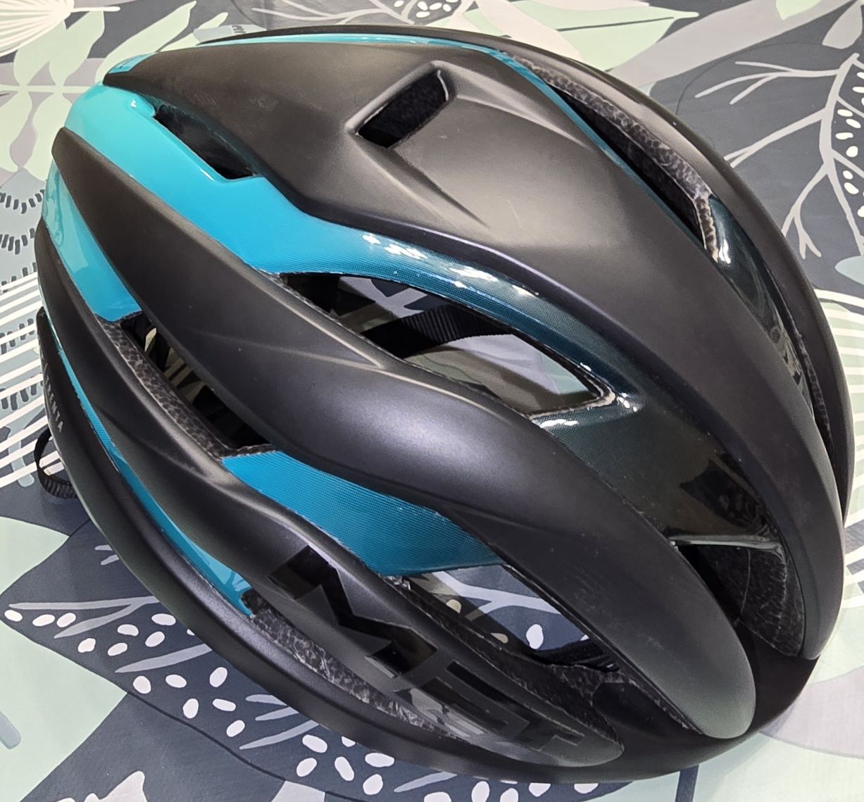 Capacete Ciclismo Met Trenta