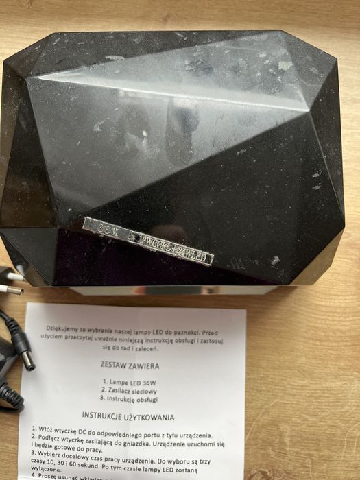 Lampa LED 36W do manicure hybrydowego