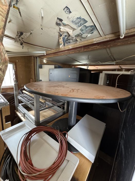 Mesa Redonda usada bom estado