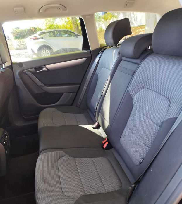 VW Passat Variant 1.6 TDi Bluemotion 2014 Em Bom Estado