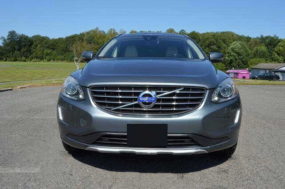 Volvo XC60 T5 Inscription      2017
