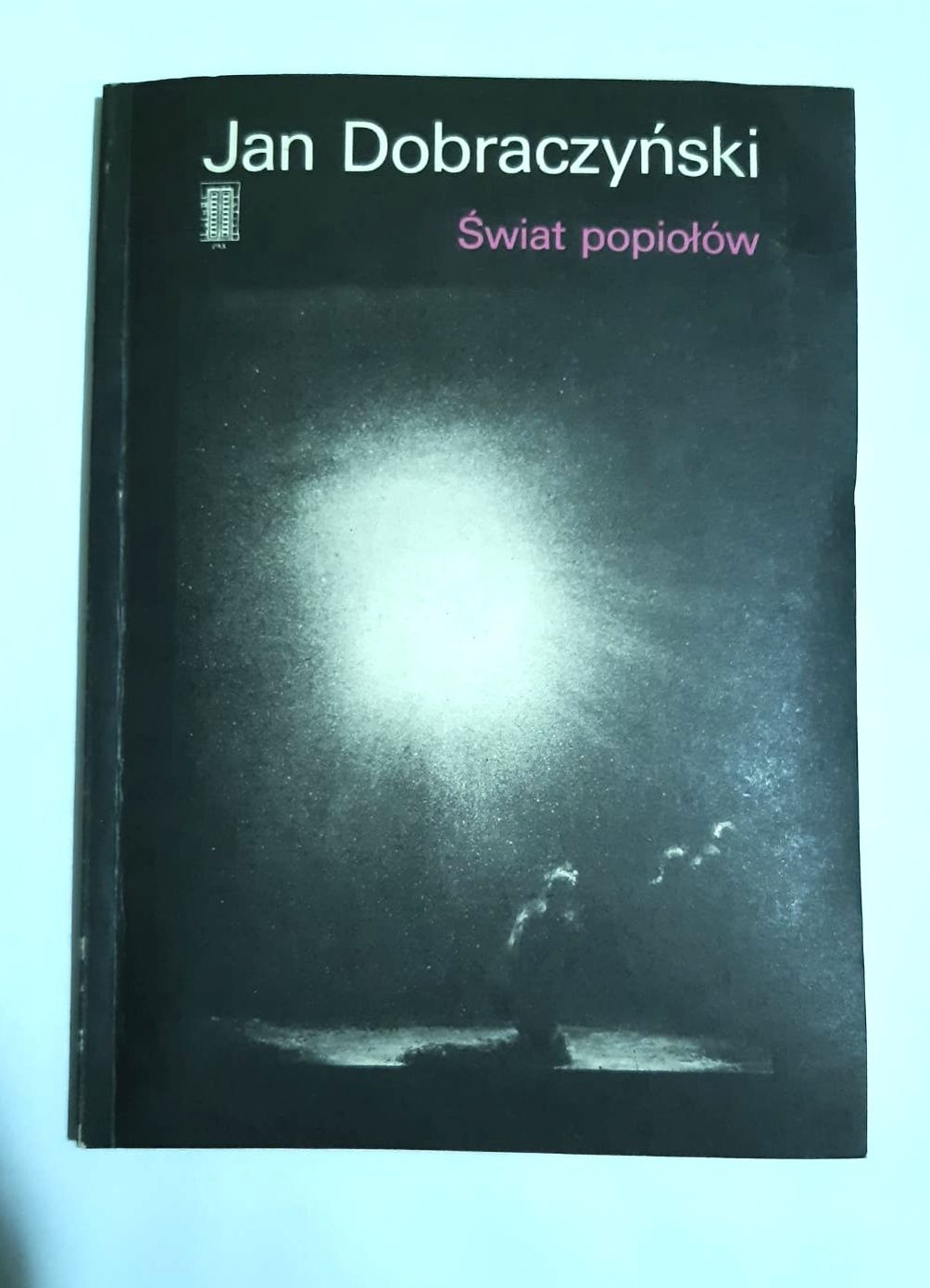 Dobraczyński świat popiołów