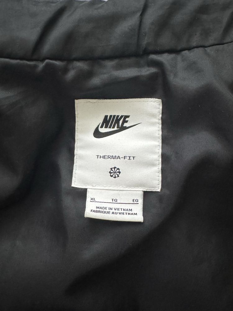 Nike Therma-fit Legacy