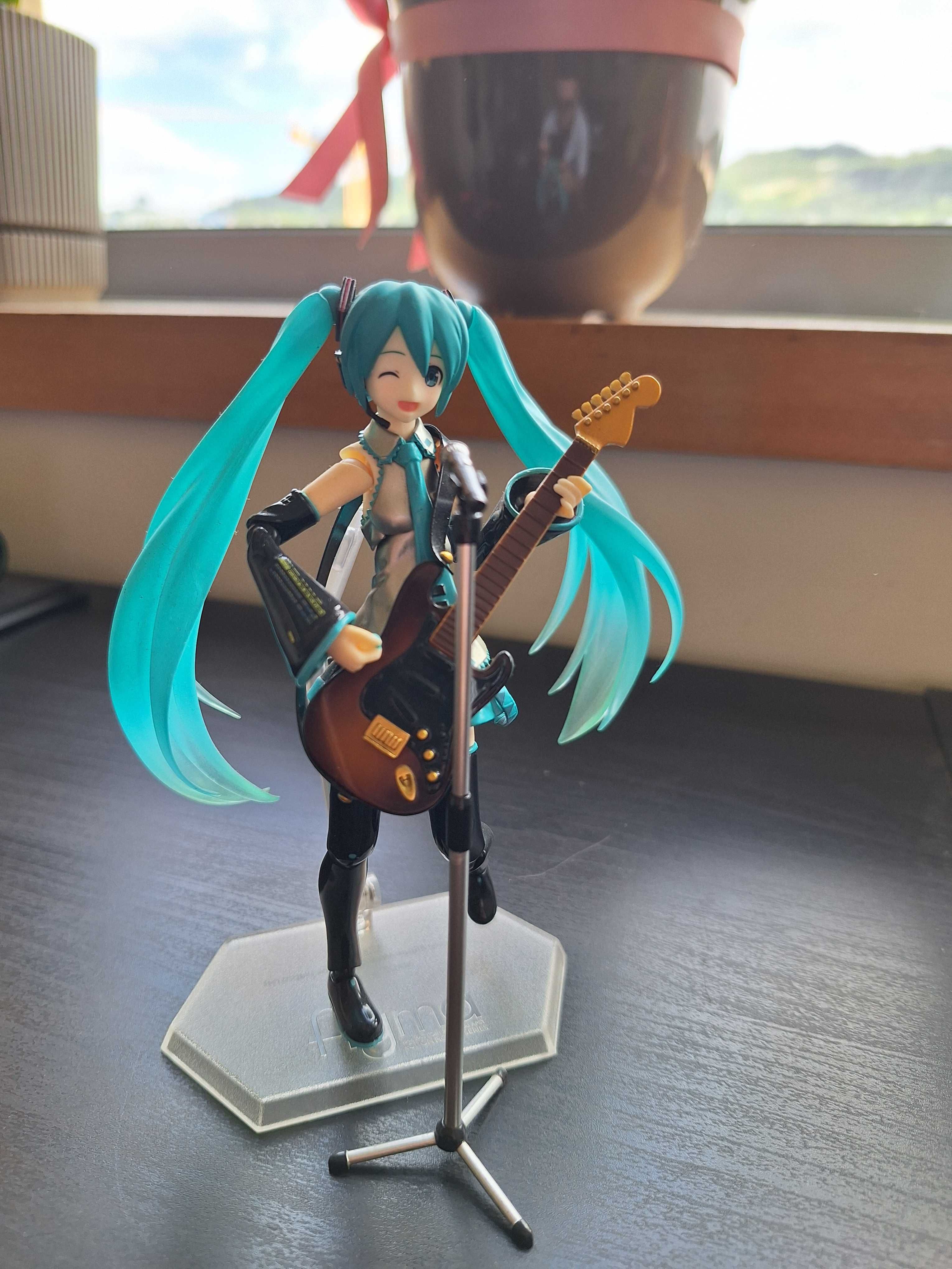 Figura Anime - Figma: Hatsune Miku (Max Factory)