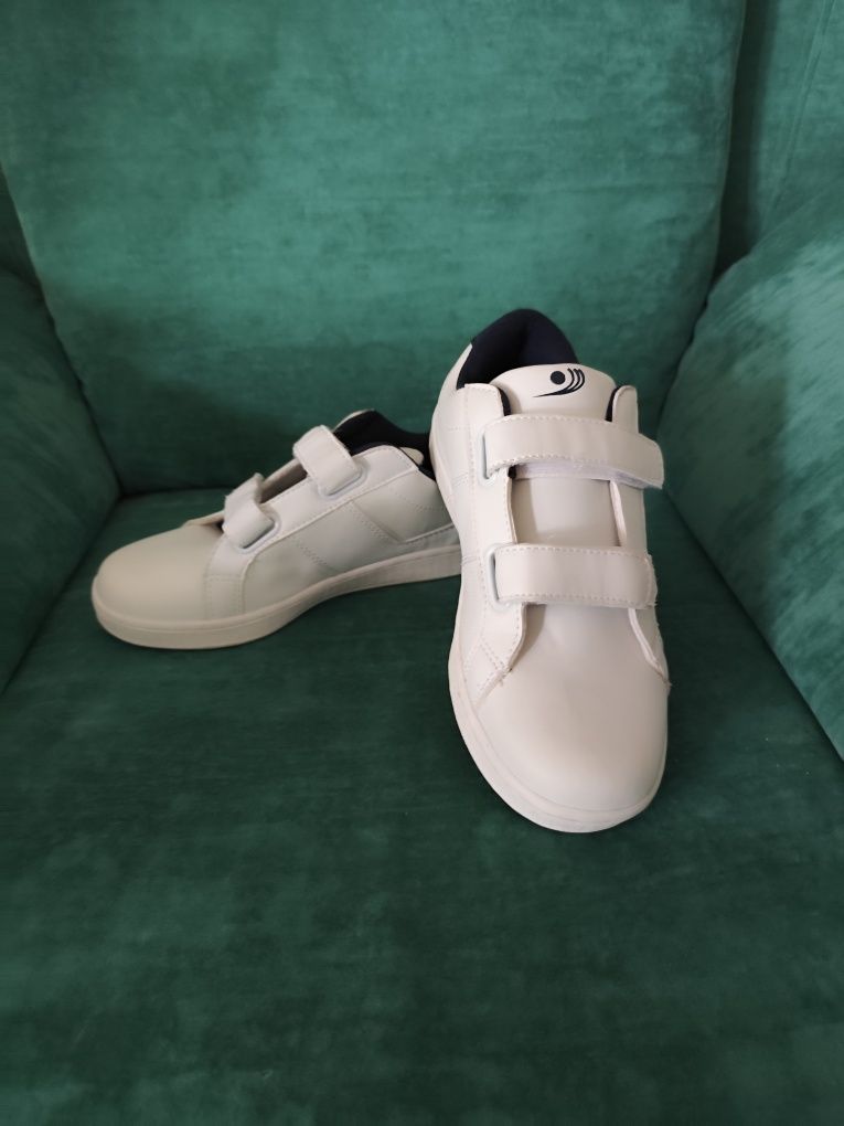 Buty damskie sportowe
