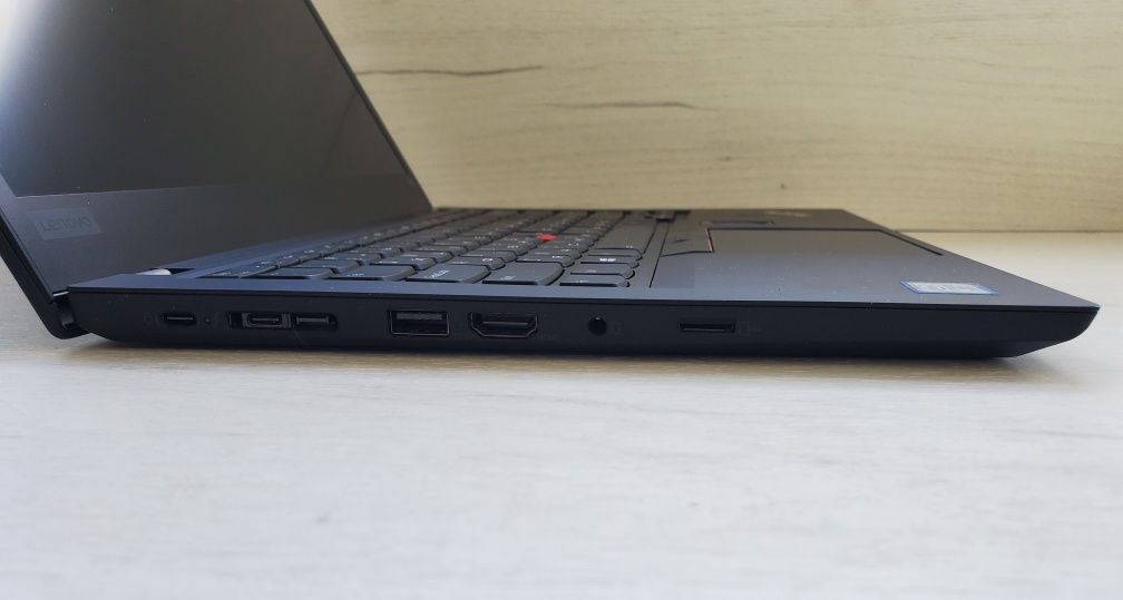 Lenovo ThinkPad T490 8/256 M.2 NVMe Windows 11 FullHD IPS i5-8365U