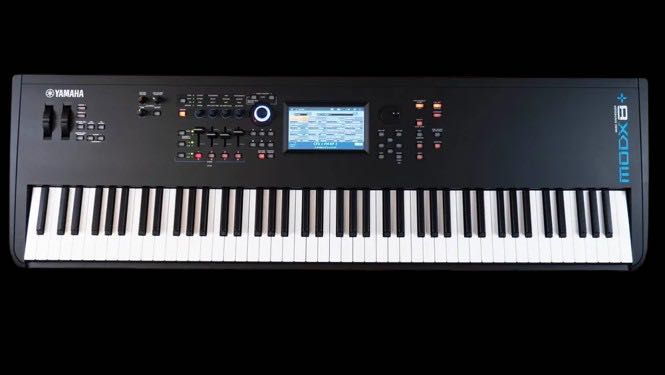 Yamaha MODX8+ (plus) - Como novo, caixa original e garantia