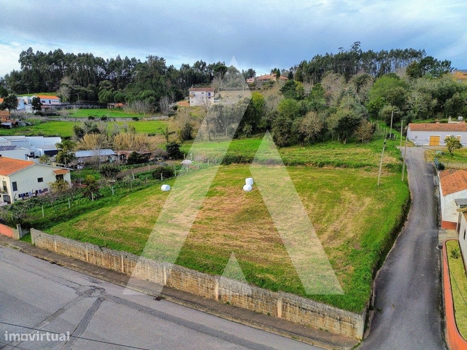 Terreno para Construção em São João de Loure