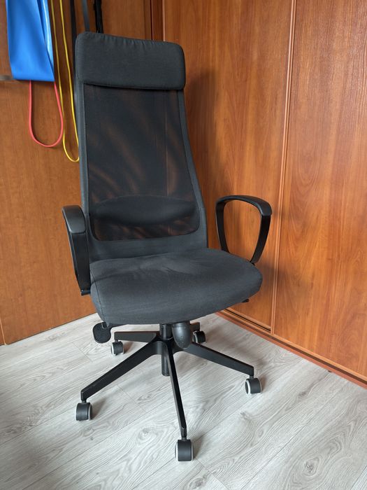 Krzeslo obrotowe / fotel biurowy Markus Ikea