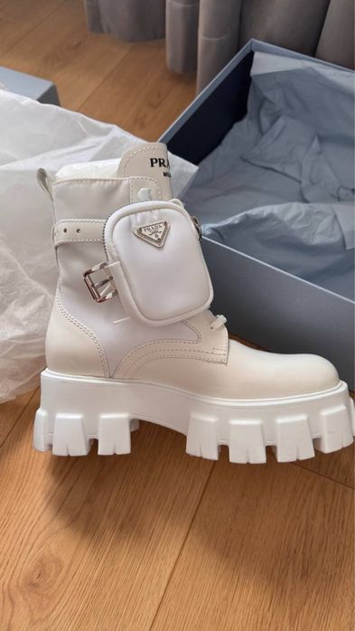 Чоботи Prada Monolith Boots White — Оригінал