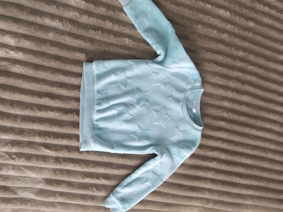 Светрик для дівчинки