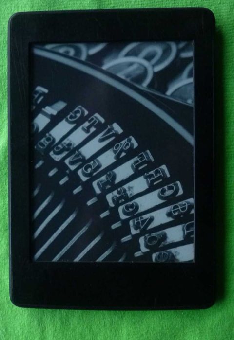 Amazon Kindle Paperwhite 3, 7 Generacja / Kolor Czarny / 4GB