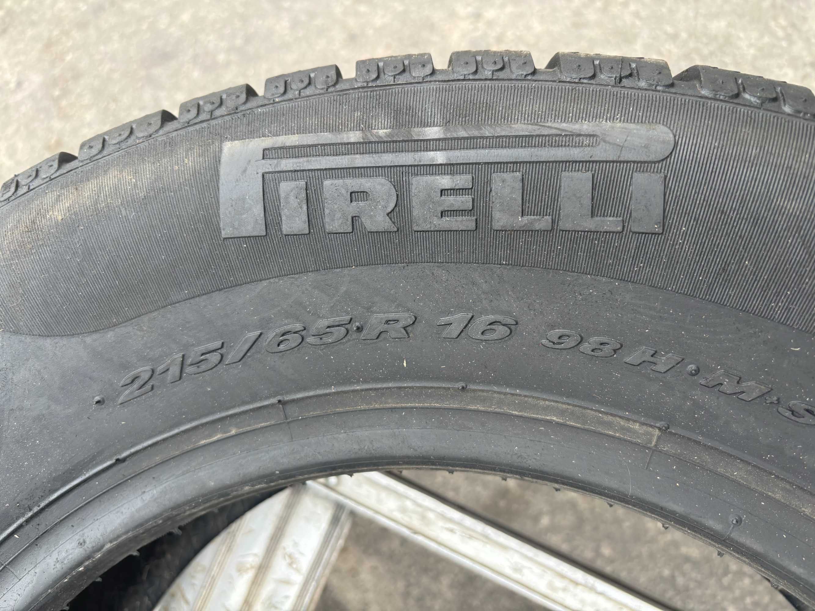 215-65-R16 PIRELLI  4 штуки комплект всесезонной резины GERMANY 2022