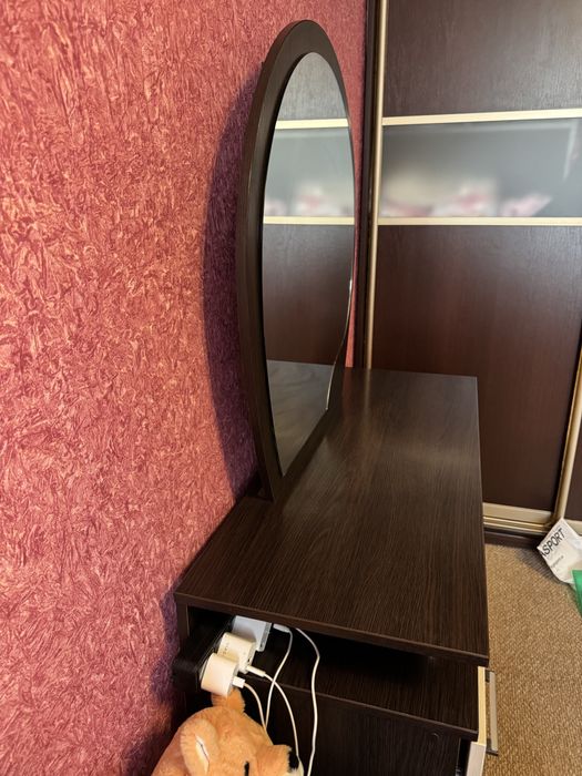 Продам трюмо тумба зеркало