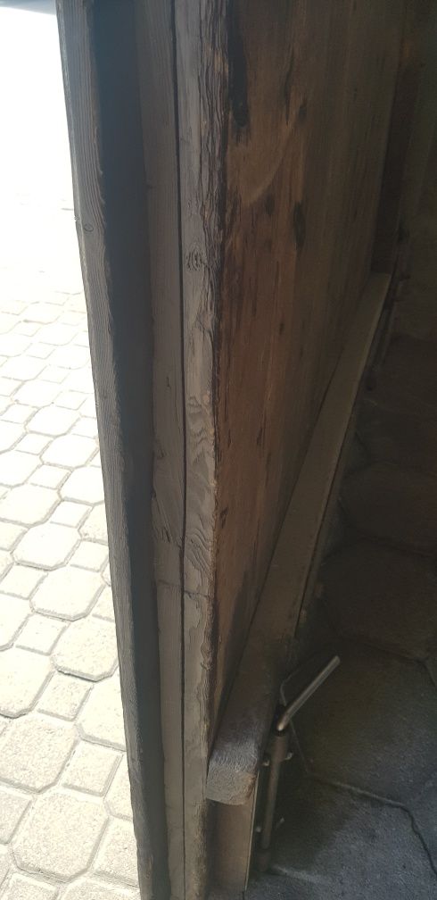 Brama wjazdowa lite drewno.